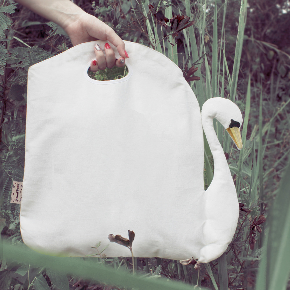 swan purse